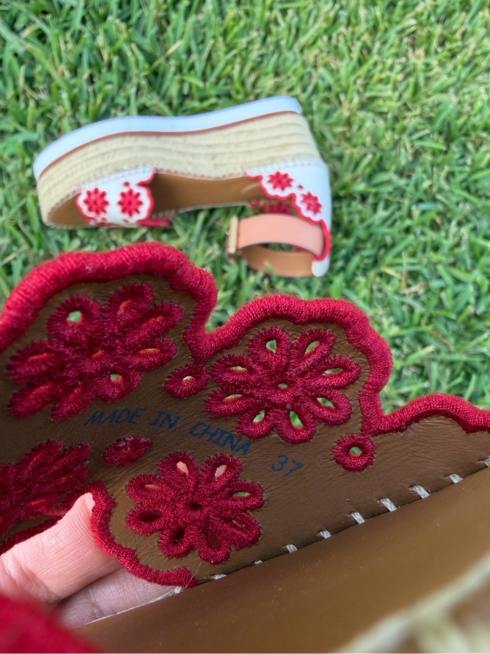 See by Chloé Glyn Floral Embroidered Espadrille Platform Sandals US 7 $395 - Picture 10 of 12